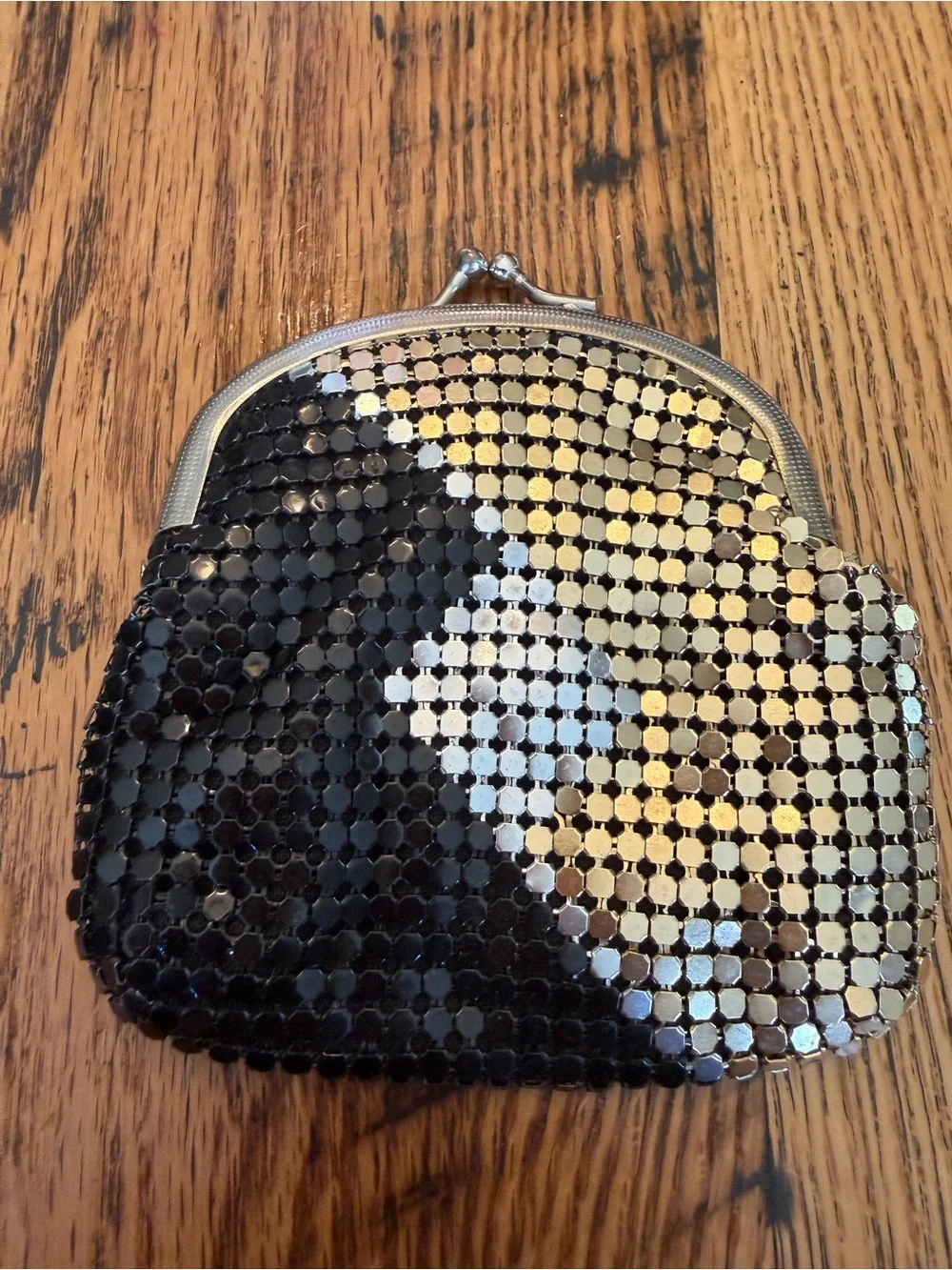 Vintage 80’s Metallic Gold Silver Black Mesh Mini Coin Purse Evening Kiss lock